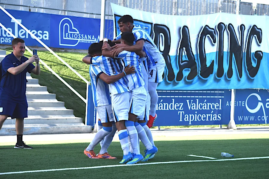 Gentileza del Racing Club de Avellaneda (Buenos Aires-Argentina)