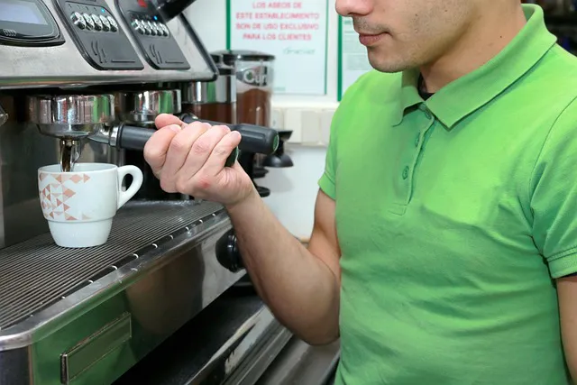 coffee-maker-1909981_640