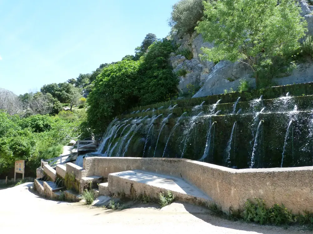 Fuente 100 caños_nacimiento Guadalhorce