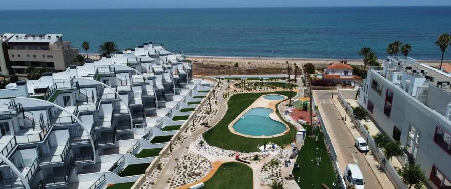 Bella Beach con aceso directo a la playa