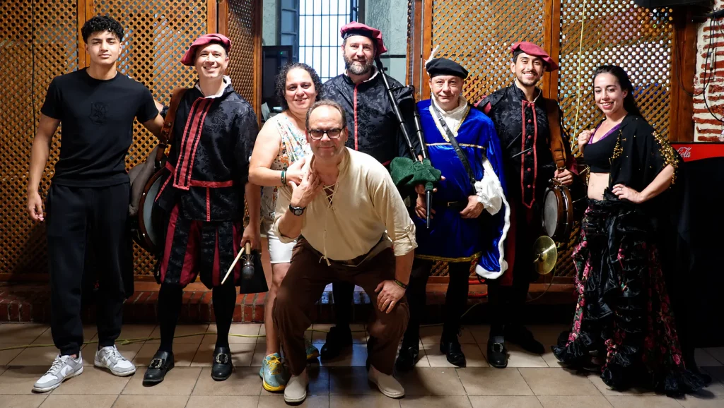 CLUB-SCORPIO-GRUPO-MUSICAL-TREEFOLK-1024x578