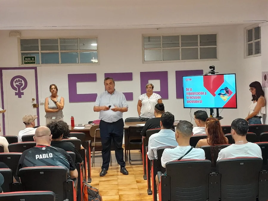 Reunión CCOO inmigración