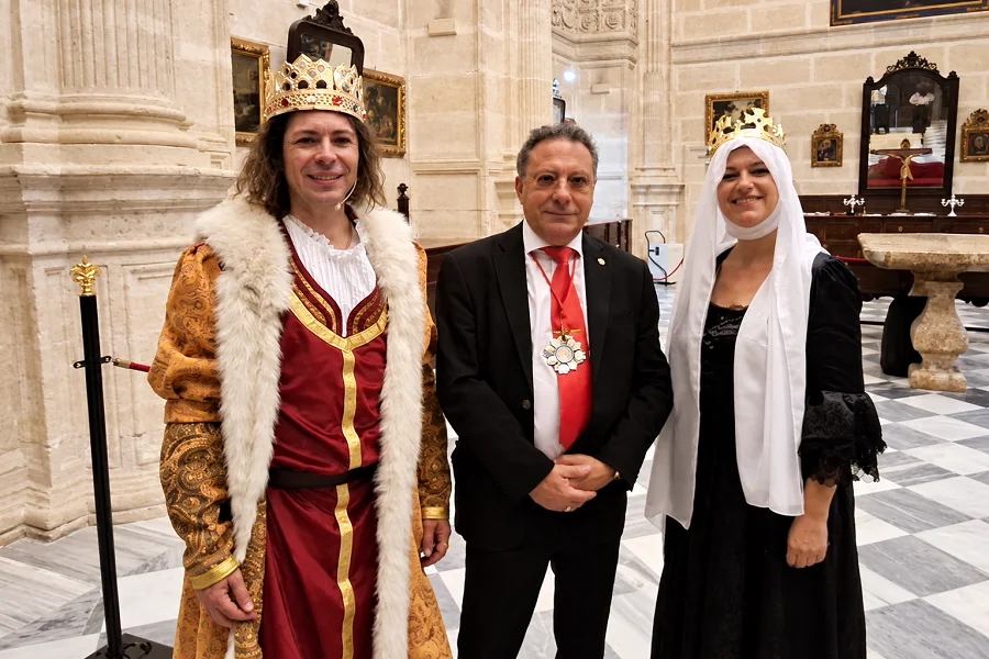 JuanjoFlorensa junto a los actoresCarlosRecio y CristinaTejedor