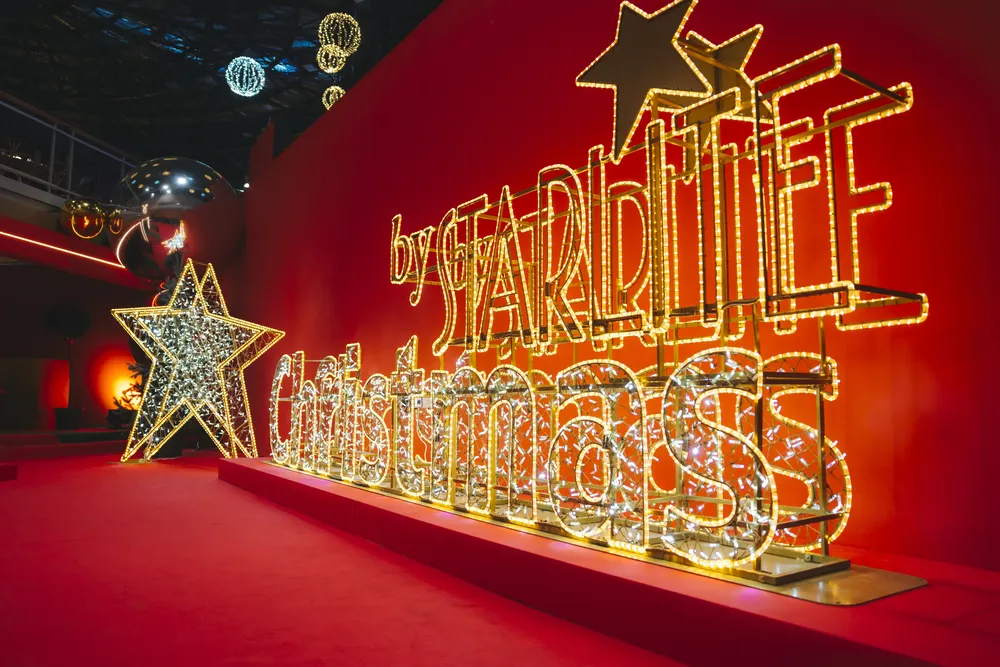 CHRISTMAS BY STARLITE (1)