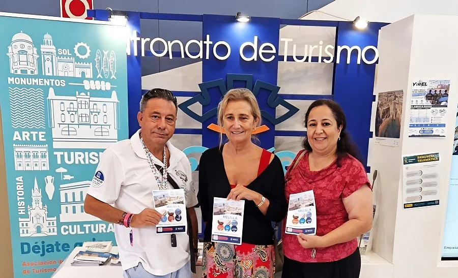 EvaBlasco junto a NayatMMaanan y JuanjoFlorensa