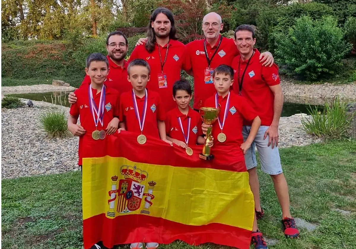 rincon-ajedrez-campeon-RhgU5lnmocMbxFRtoGpkaiJ-1200x840@Diario Sur
