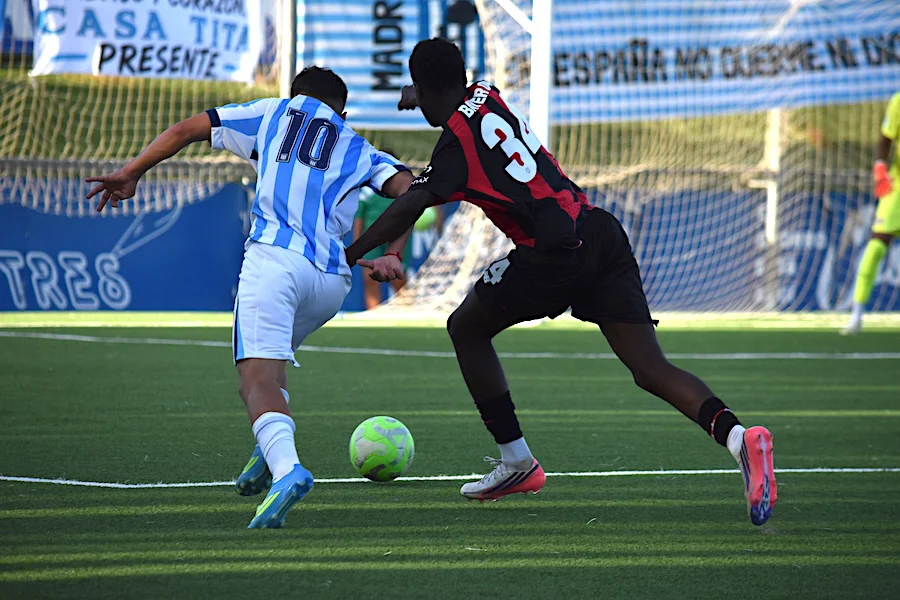 Gentileza del Racing Club de Avellaneda 2 (Buenos Aires-Argentina)